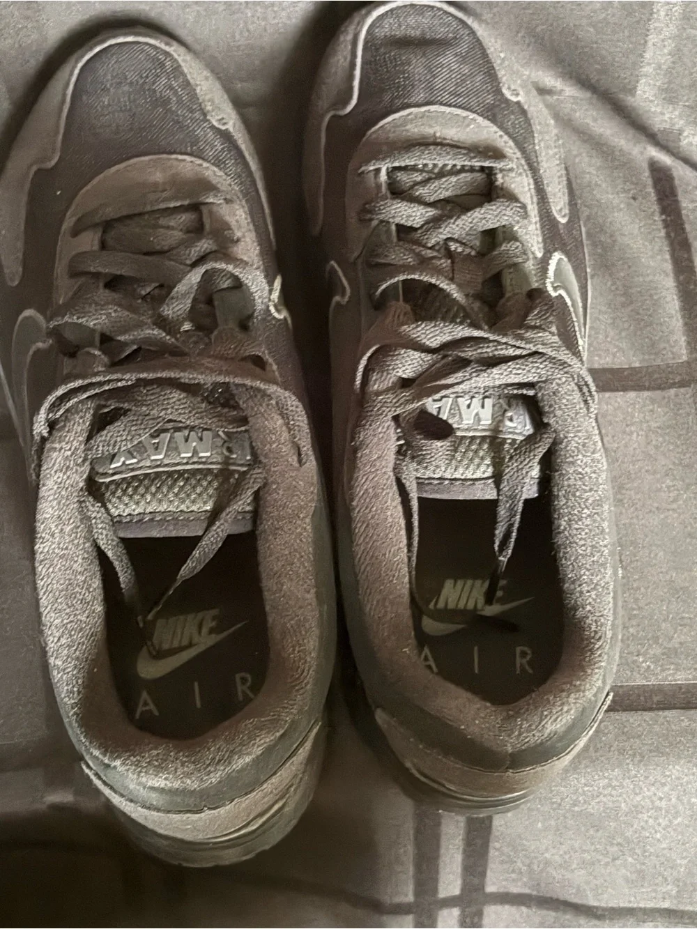 Men's Nike Air Max Solo  Trainers All Black Size:9.5 Sneakers Shoes